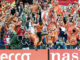 Netherlands 2000: The internat...